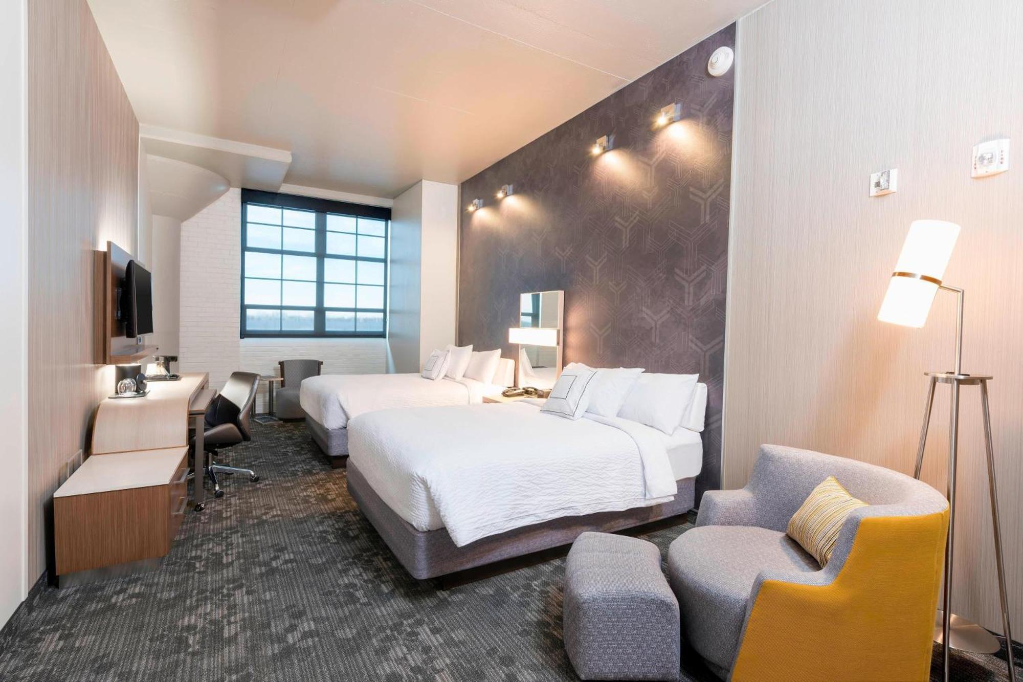 Courtyard By Marriott Waterloo Cedar Falls Kültér fotó